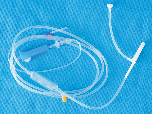 一次性使用輸液器 帶針（塑料插瓶針）