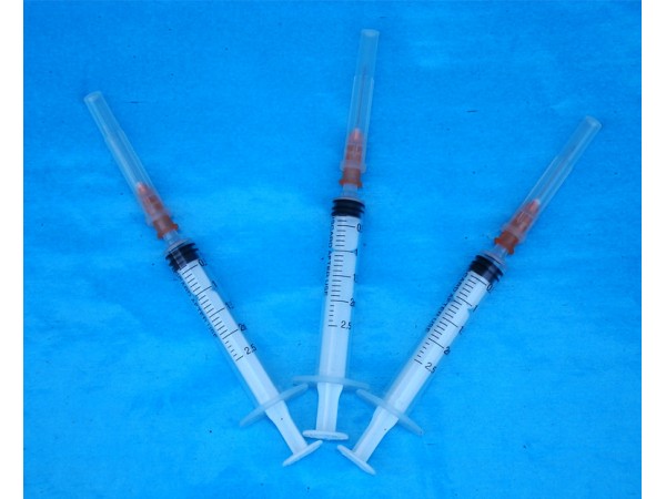 S602直插式 注射器2ml