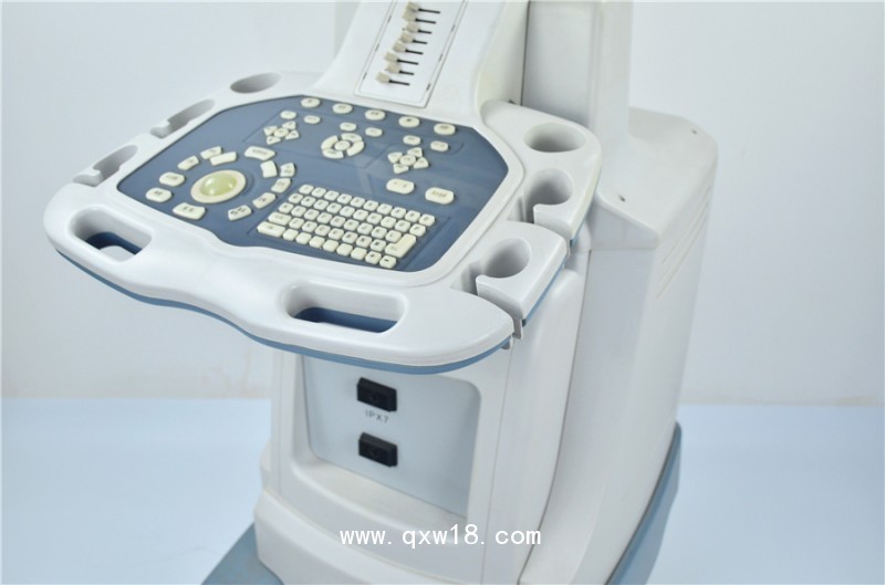 推車(chē)式b超機(jī)