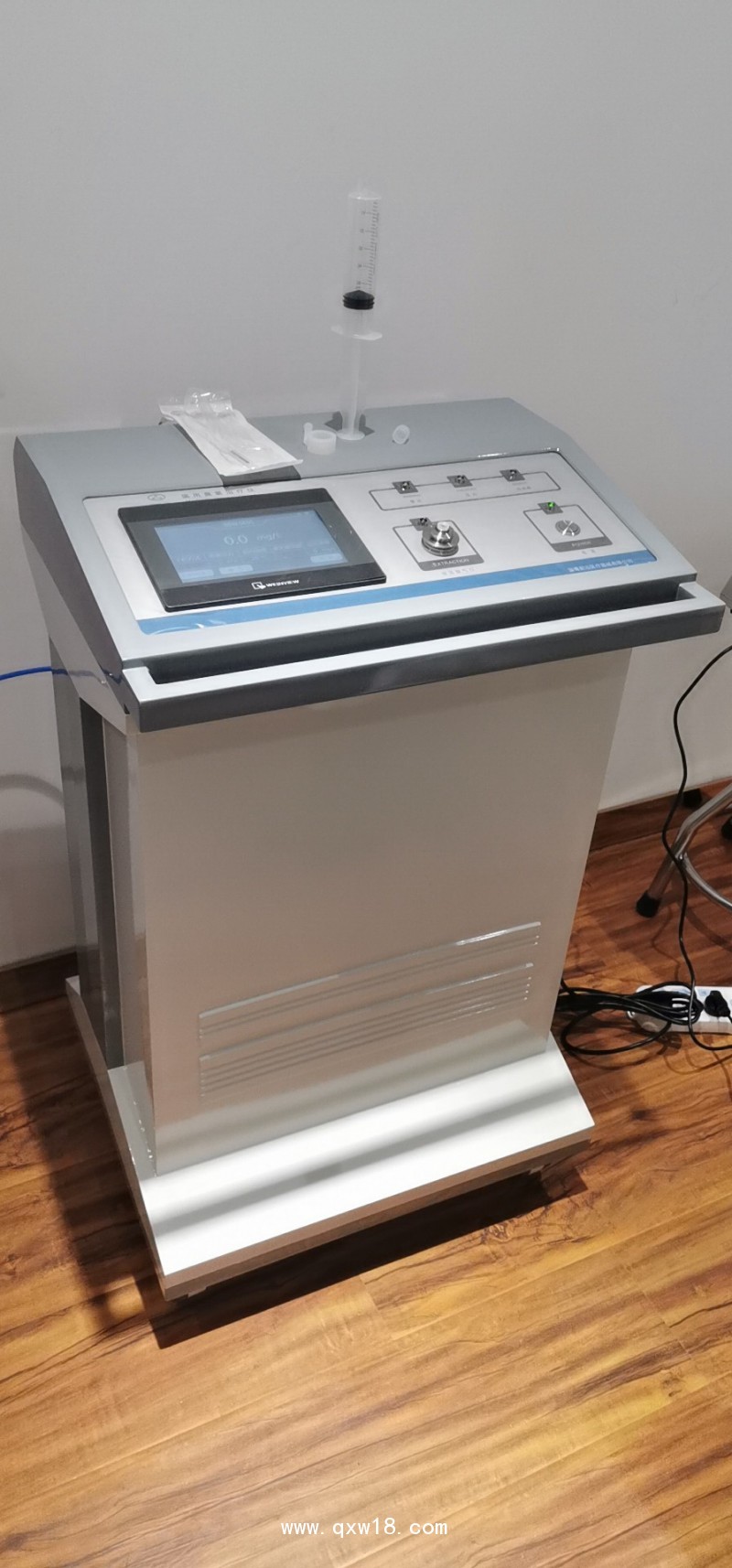 醫(yī)用臭氧治療儀三氧治療儀