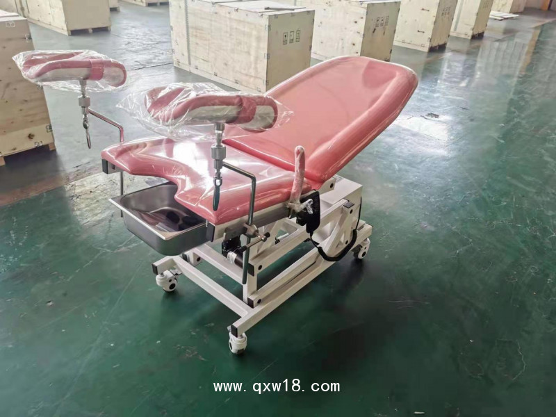 山東辰宏手術(shù)床無影燈吊塔吊橋病床消毒機