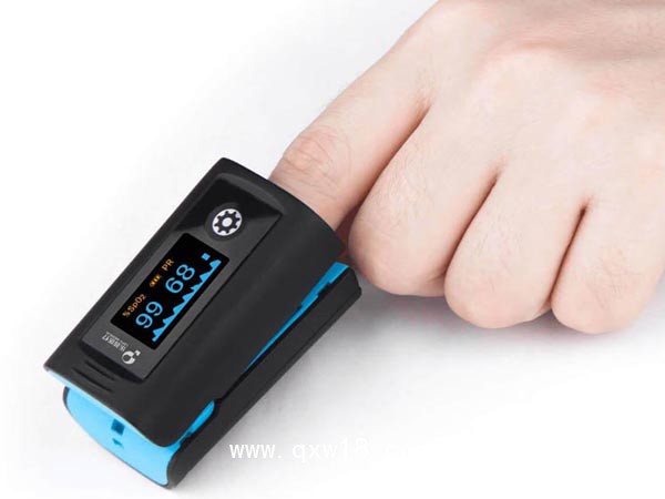 血氧儀 脈搏血氧儀 血氧檢測(cè)儀 樂(lè)普PC-60F