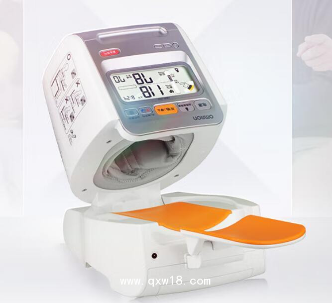 歐姆龍電子血壓計 HEM-1020