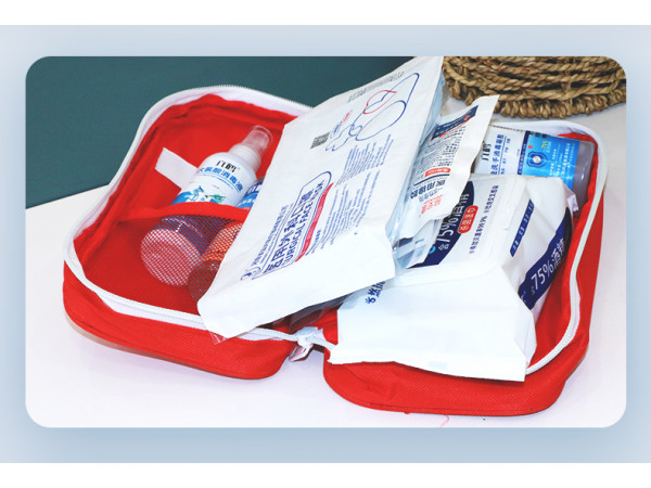 六鶴防疫包組合定制酒精消毒液免洗凝膠口罩濕巾套餐會議學(xué)校工廠