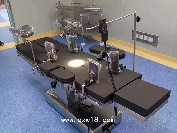綜合電動(dòng)手術(shù)臺(tái)五電動(dòng)