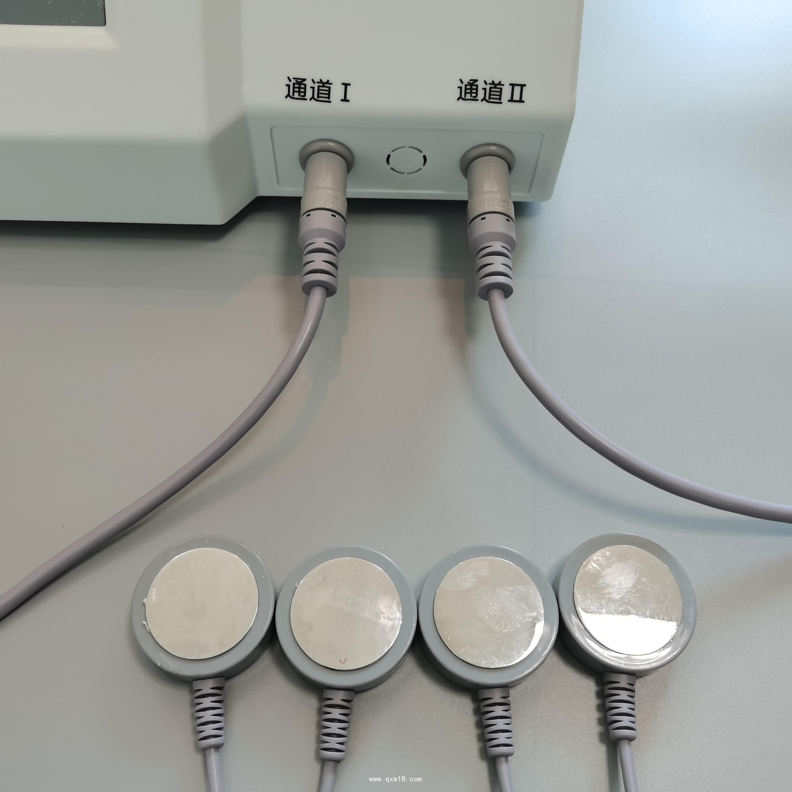  超聲電導(dǎo)透藥儀