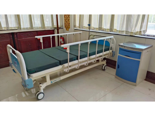 雙搖護(hù)理床 雙搖病床 普通病床 手搖病床 手搖護(hù)理床 醫(yī)療床 沖孔面