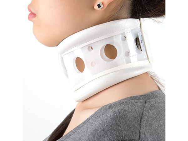 可調式頸拖支具