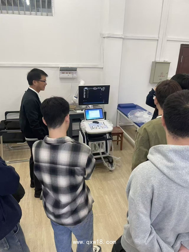 B超機(jī)，彩超儀，彩超機(jī)生產(chǎn)廠家 彩色多普勒超聲診斷系統(tǒng)