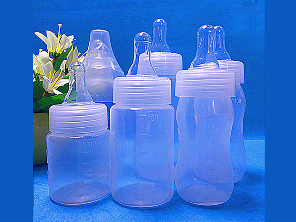 新生兒科專用無(wú)菌醫(yī)用一次性奶瓶4.jpg