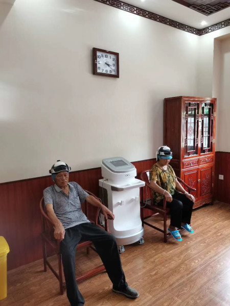 經(jīng)顱磁-腦循環(huán)治療儀 (4).jpg